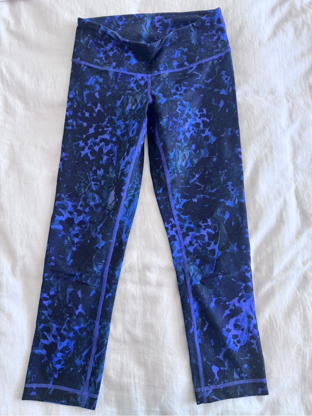 lululemon Black and Blue Abstract Leggings